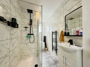 Bathroom- click for photo gallery